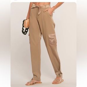 Heartloom Ginger mustard jogger ankle pants with belt M